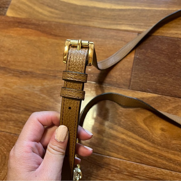 Michael Kors "Frankie" Drawstring Messenger Bag Leather shoulder/cross body - Picture 6 of 14